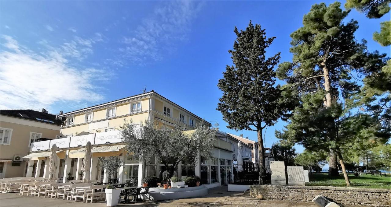 Lara Deluxe Superior 5 Star Apartment, Your Piece Of Heaven By The Sea & Park Novigrad  Luaran gambar