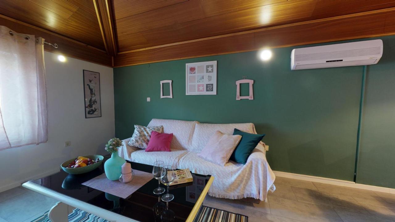 Lara Deluxe Superior 5 Star Apartment, Your Piece Of Heaven By The Sea & Park Novigrad  Luaran gambar